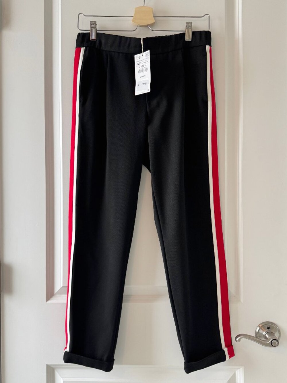 ZARA Side Stripe Cuffed Hems Jogger-style Pants – Black – Size M – NWT